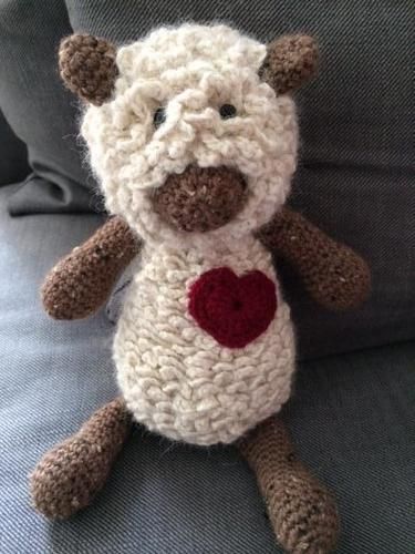 Amigurumi - Kleines Lamm von Handgemenge - Hakelprojekte