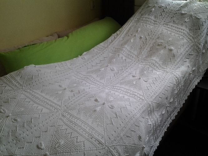 Bettüberwurf' von beatrix ender strickprojekte